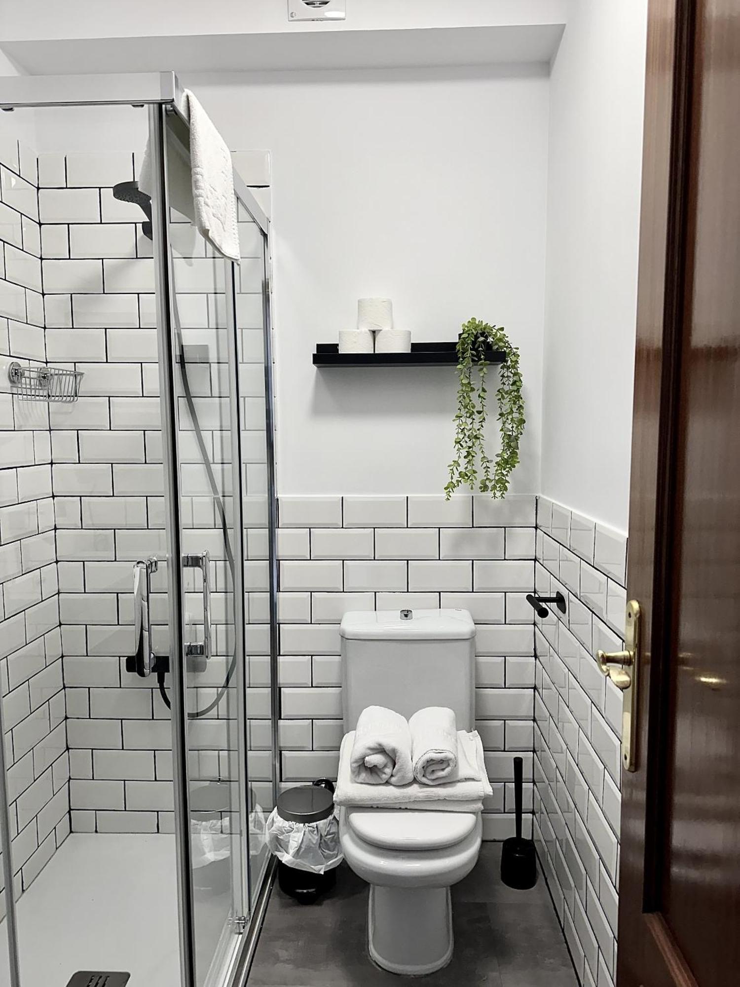 Apartamentos Val De コミージャス エクステリア 写真