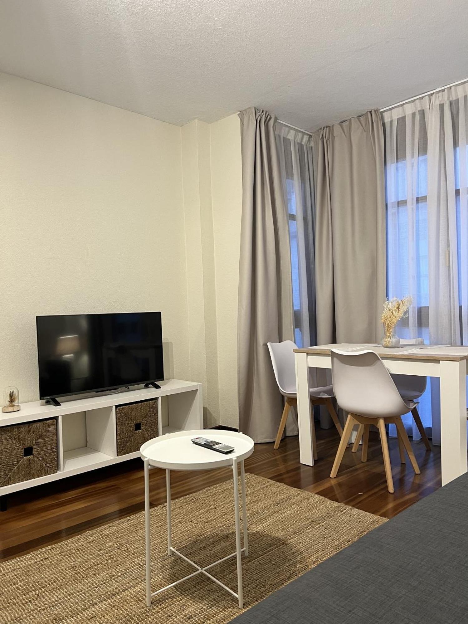 Apartamentos Val De コミージャス エクステリア 写真
