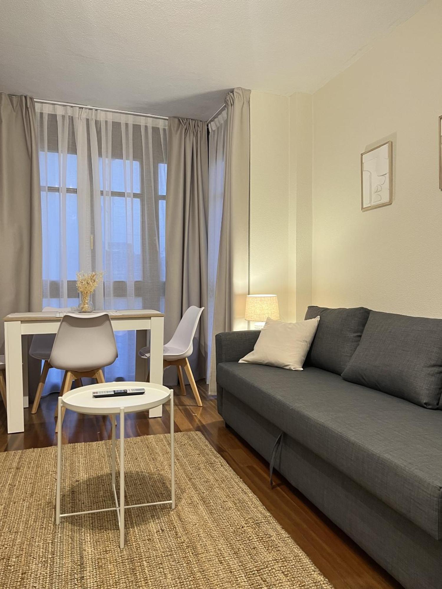 Apartamentos Val De コミージャス エクステリア 写真